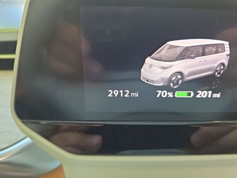 Used 2025 Volkswagen ID. Buzz 1st Edition AWD/4WD image 18