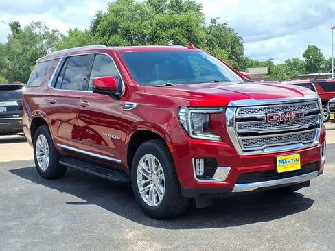 Used 2022 GMC Yukon SLT w/ SLT Premium Package RWD image 3