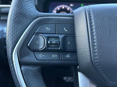 Certified 2025 Toyota Tacoma TRD Sport image 20