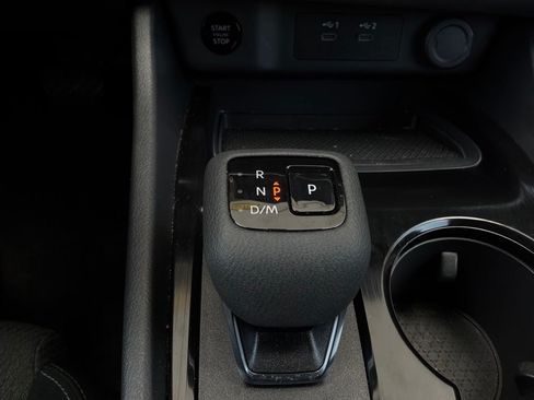 Used 2026 Nissan Rogue SV FWD image 24