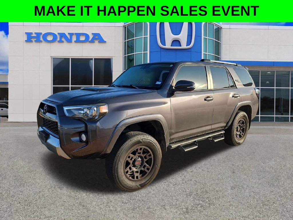Used 2018 Toyota 4Runner TRD Off-Road Premium w/ Wilderness Package AWD/4WD image 2