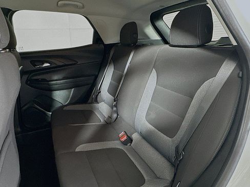 Used 2022 Chevrolet TrailBlazer LT w/ Convenience Package FWD image 20