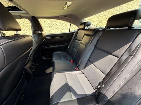 Used 2016 Lexus ES 350 FWD image 18