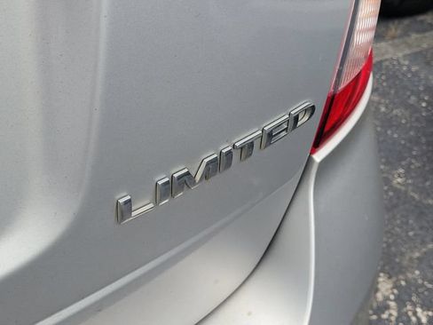 Used 2013 Ford Edge Limited FWD image 4