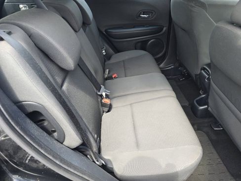Used 2019 Honda HR-V LX image 18