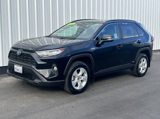 Used 2021 Toyota RAV4 XLE video 1
