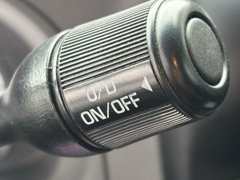 Used 2010 Ford Ranger XLT image 17