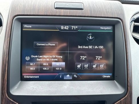 Used 2014 Ford F150 Lariat w/ Equipment Group 502A Luxury AWD/4WD image 3