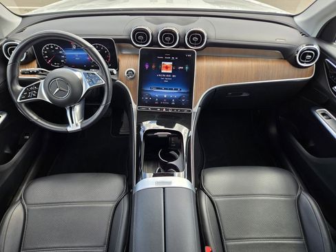 Used 2023 Mercedes-Benz GLC 300 4MATIC image 15