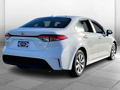 Used 2023 Toyota Corolla LE image 14