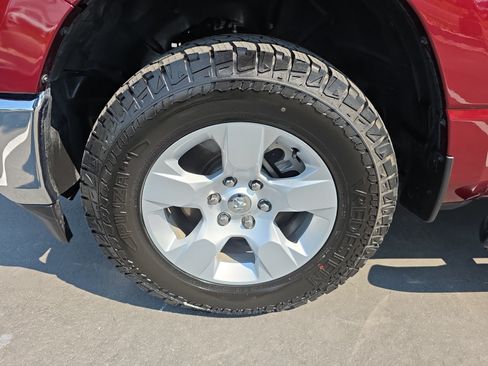 Used 2023 RAM 1500 Big Horn AWD/4WD image 31