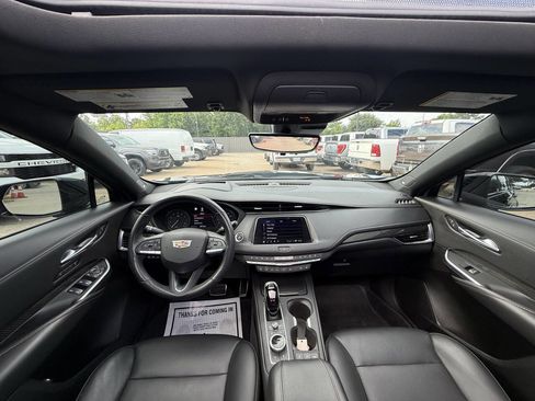 Used 2022 Cadillac XT4 Sport FWD image 18