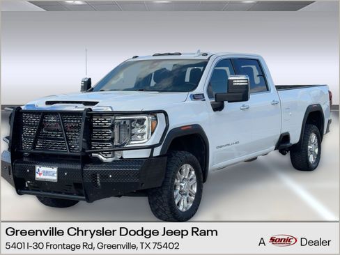 Used 2022 GMC Sierra 3500 Denali image 1
