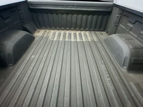 Used 2024 GMC Sierra 1500 Elevation image 30