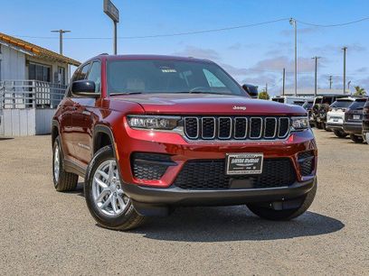 New 2025 Jeep Grand Cherokee Laredo X