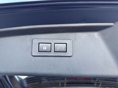 Certified 2025 Subaru Outback Premium w/ Popular Package #1A image 23