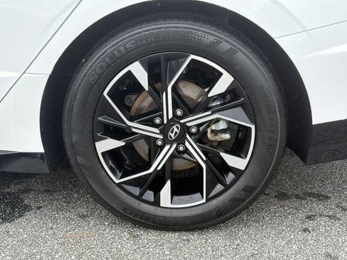 Certified 2025 Hyundai Sonata SEL FWD image 20