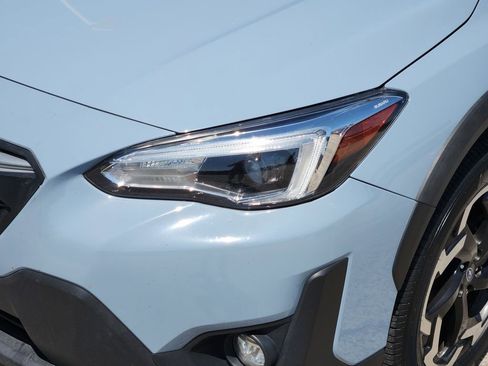 Used 2022 Subaru Crosstrek 2.5i Limited AWD/4WD image 5