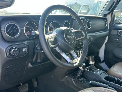 Used 2023 Jeep Wrangler Sahara w/ LED Lighting Group image 19