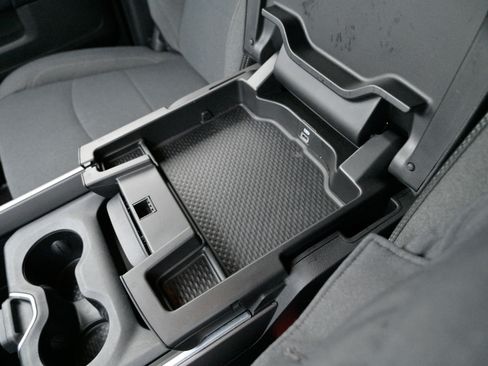 Used 2022 RAM 2500 Big Horn w/ Level C Equiment Group image 30