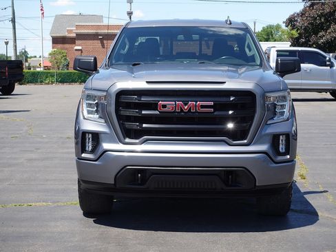 Used 2022 GMC Sierra 1500 Elevation w/ Preferred Package AWD/4WD image 5