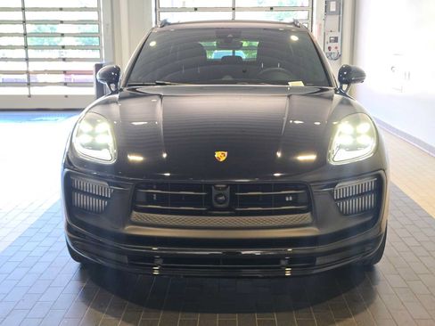 Used 2025 Porsche Macan GTS AWD/4WD image 10
