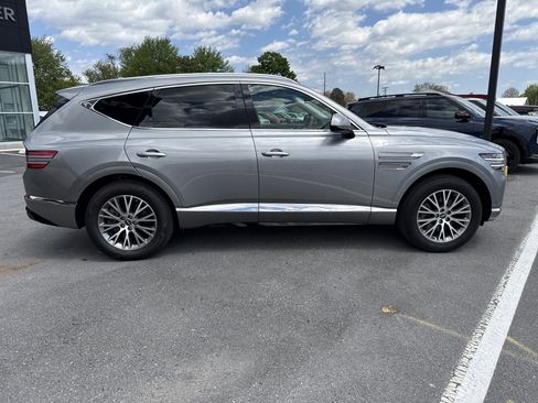 Used 2024 Genesis GV80 2.5T AWD/4WD image 2