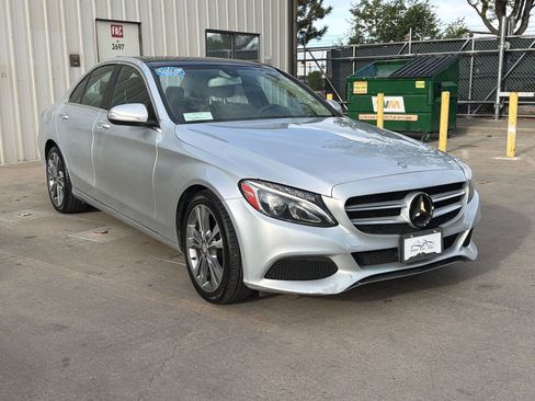 Used 2015 Mercedes-Benz C 300 4MATIC Sedan image 3