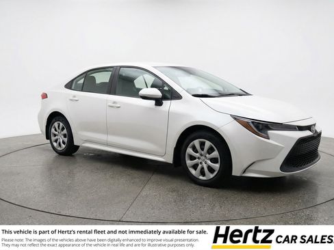 Used 2025 Toyota Corolla LE FWD image 1
