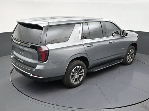 Used 2025 Chevrolet Tahoe LS AWD/4WD image 15