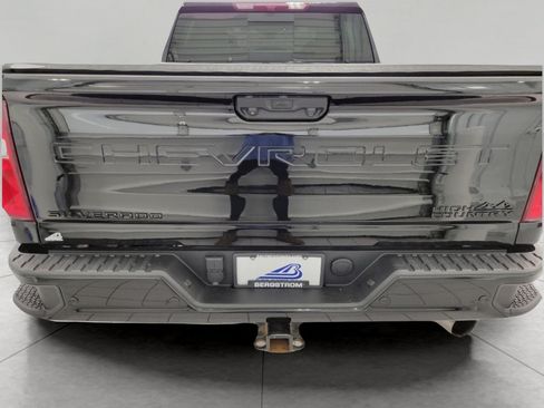 Used 2024 Chevrolet Silverado 3500 High Country w/ Midnight Edition AWD/4WD image 24