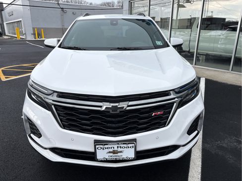 Certified 2022 Chevrolet Equinox RS image 2