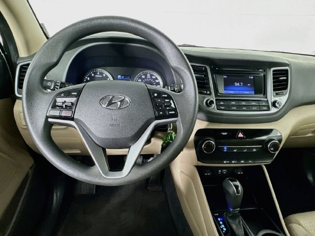 Used 2016 Hyundai Tucson SE w/ Option Group 12 FWD image 10