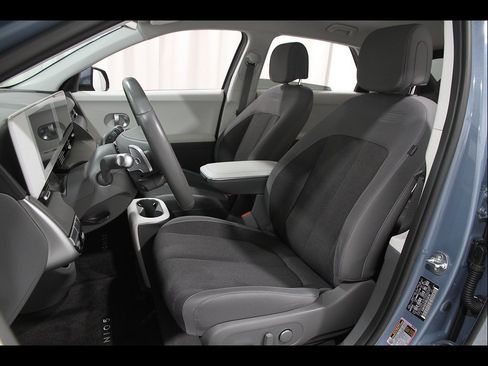 Certified 2024 Hyundai Ioniq 5 SEL AWD/4WD image 5