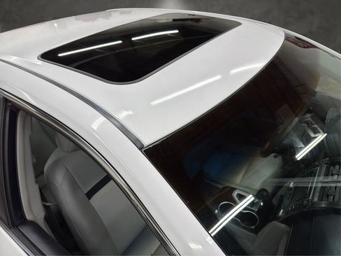 Used 2013 Toyota Camry XLE FWD image 10
