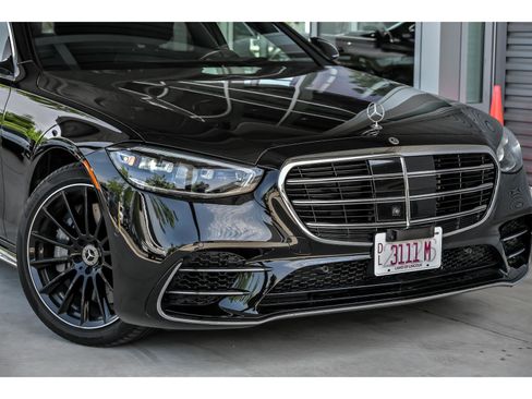 Certified 2026 Mercedes-Benz S 580 4MATIC Sedan image 2