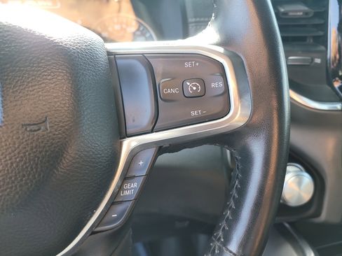 Used 2024 RAM 1500 Laramie AWD/4WD image 27