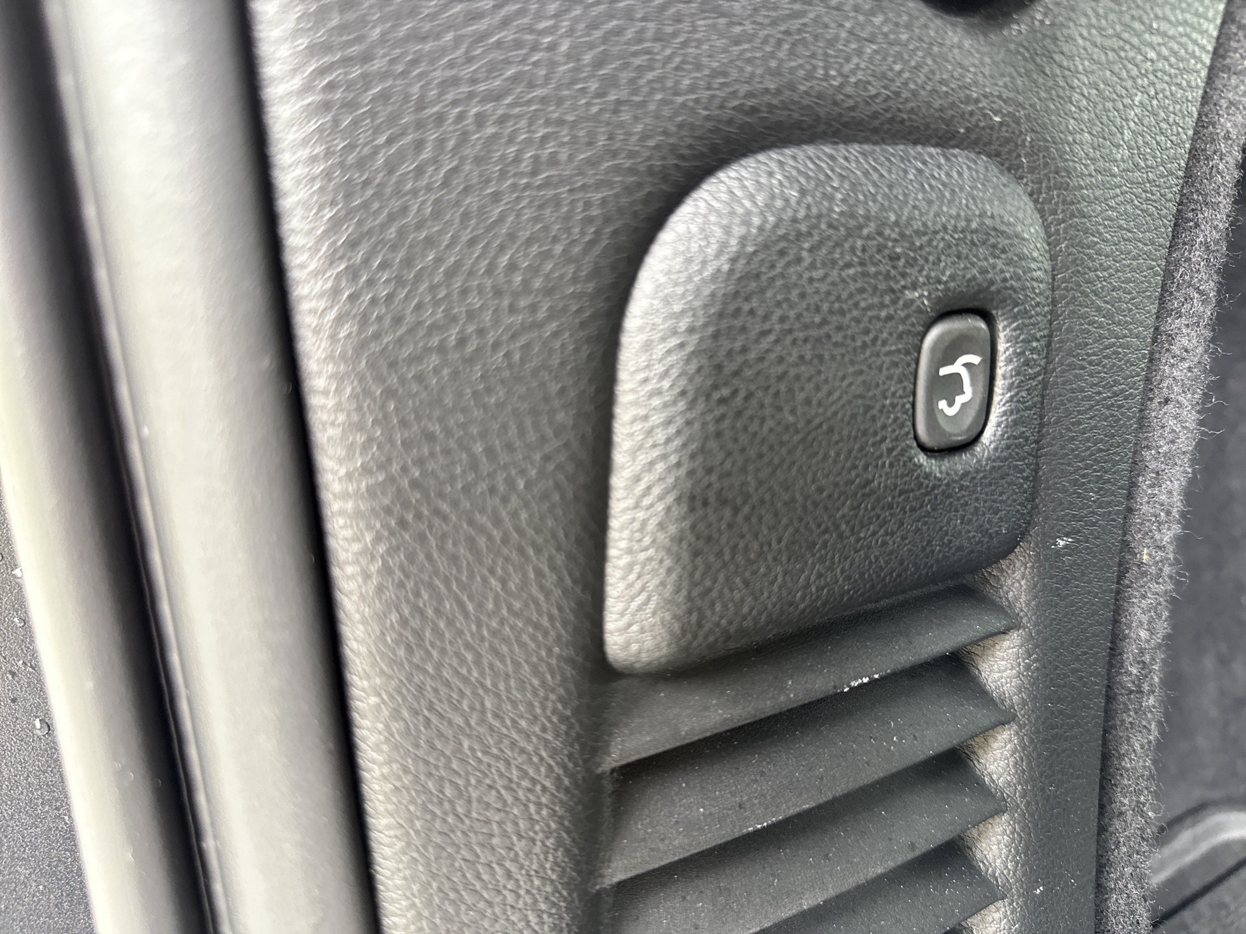 Used 2024 Dodge Durango SRT AWD/4WD image 35