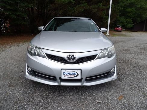 Used 2014 Toyota Camry SE w/ Fleet Convenience Package FWD image 8