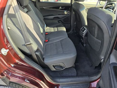 Used 2019 Kia Sorento LX w/ Option Group 020 image 15