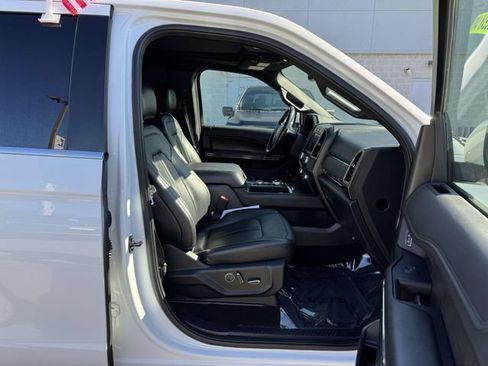 Used 2019 Ford Expedition Max Limited AWD/4WD image 11