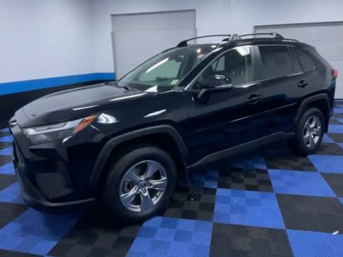 Used 2023 Toyota RAV4 XLE w/ XLE Grade Weather Package AWD/4WD image 4