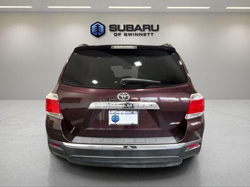 Used 2013 Toyota Highlander Limited AWD/4WD image 4