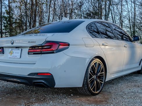 Used 2021 BMW 540i w/ Executive Package image 5