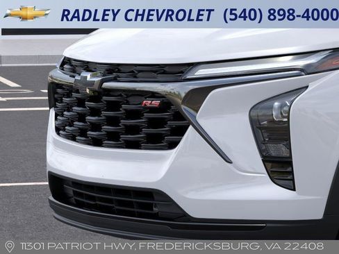 New 2026 Chevrolet Trax RS w/ Sunroof Package image 13