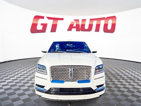 Used 2020 Lincoln Navigator Reserve image 2