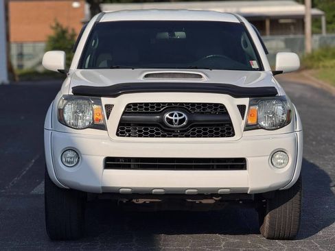 Used 2011 Toyota Tacoma PreRunner w/ TRD Sport Pkg RWD image 2
