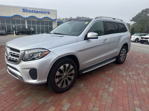 Used 2017 Mercedes-Benz GLS 450 4MATIC image 4