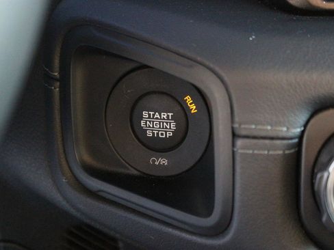 Used 2024 Jeep Wrangler Unlimited Rubicon image 27