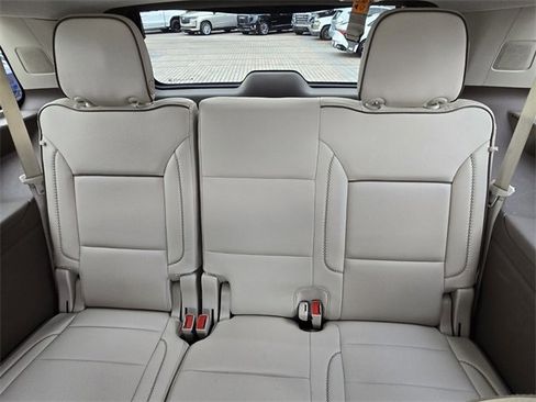 Used 2023 GMC Yukon Denali image 17
